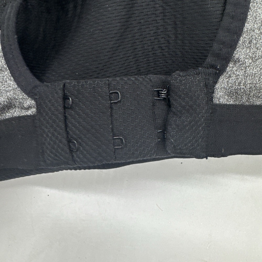 Avia Women's Sports Bra Gray Black Size 40DD Nylon Polyester Spandex - Picture 5 of 8
